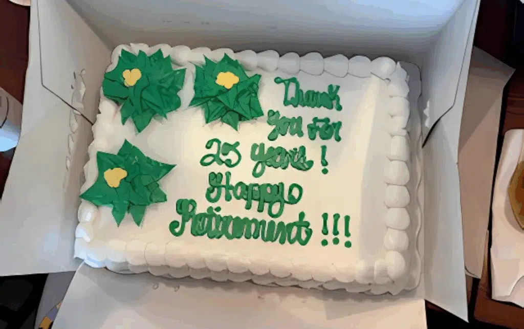 Celebrating 25 Years of Dedication: Elizabeth “Liz” Wash 5 Cake with the message "Thank you for 25! Happy Retirement"